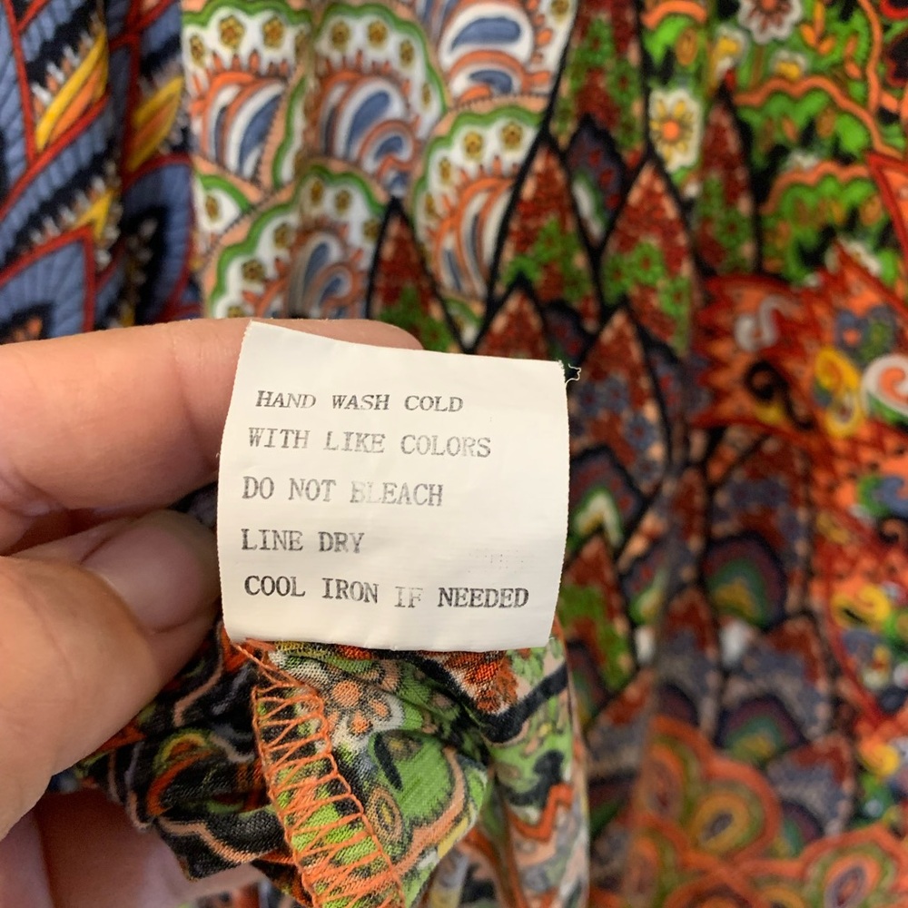 Moa Moa Vibrant Patterned Dress - Picture 16 of 16